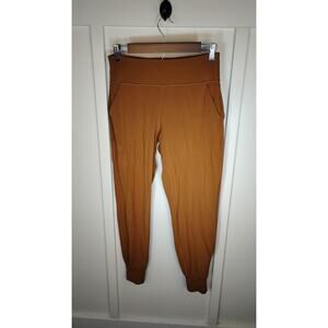 Flawed Lululemon Size 8 Align High-Rise Joggers Copper Brown
